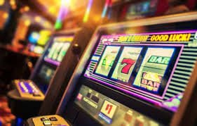 Lobby Game slot online dan live casino di opahoki